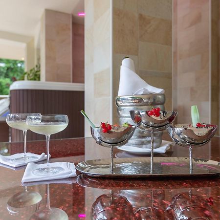 Boutique Hotel Paradiso Bovelacci Milano Marittima Buitenkant foto
