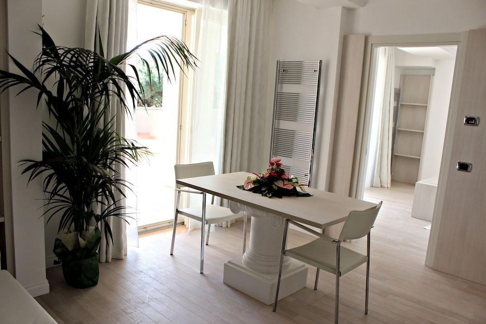 Boutique Hotel Paradiso Bovelacci Milano Marittima Buitenkant foto