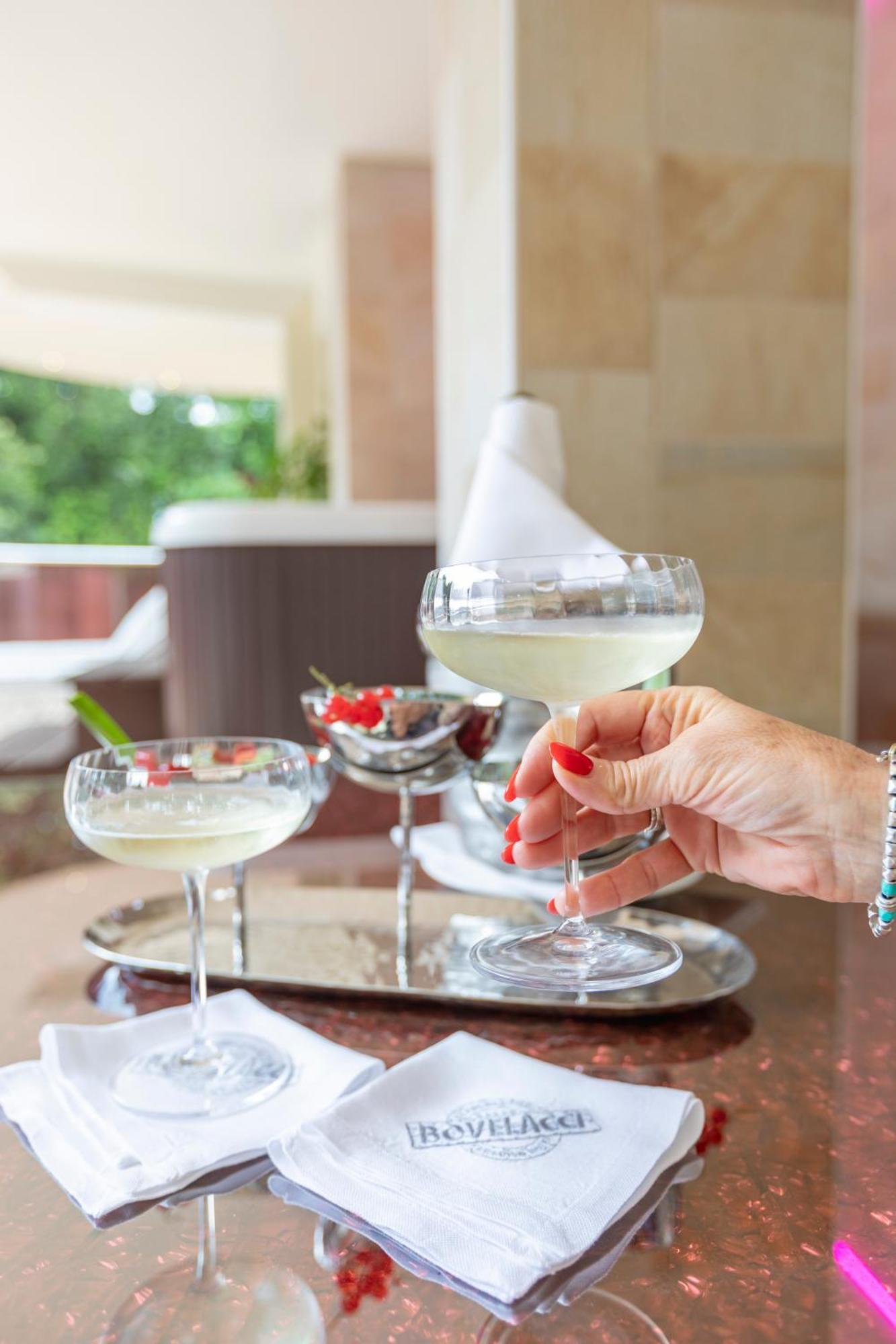 Boutique Hotel Paradiso Bovelacci Milano Marittima Buitenkant foto