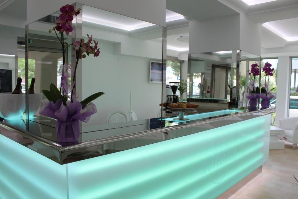 Boutique Hotel Paradiso Bovelacci Milano Marittima Buitenkant foto